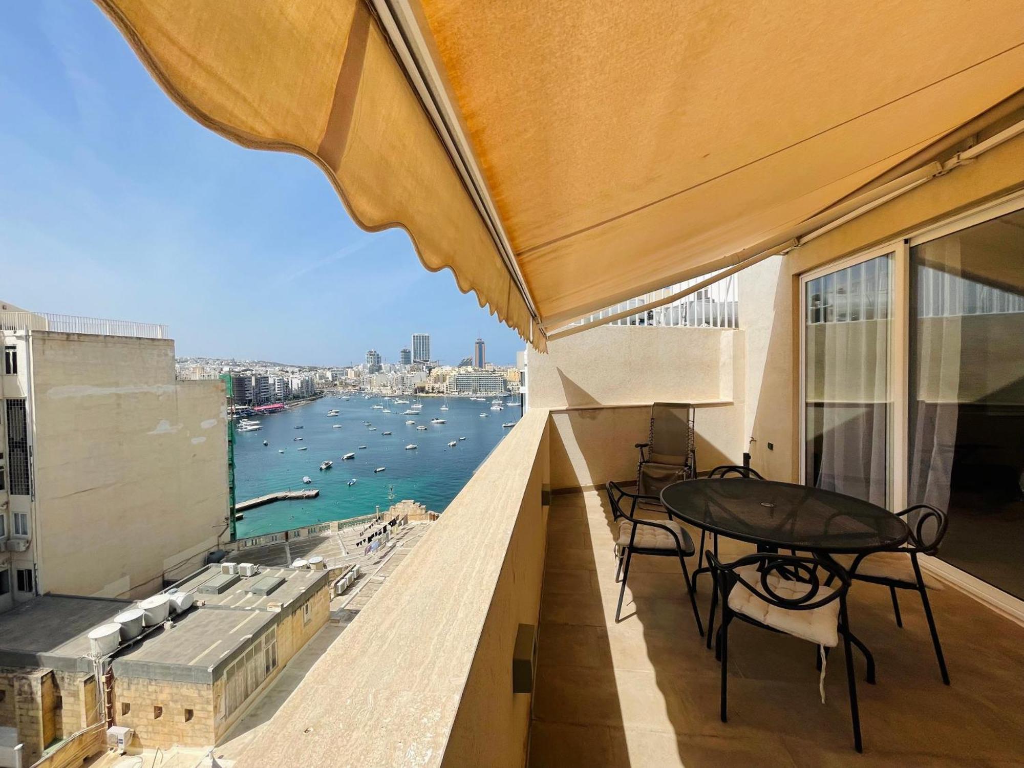 Апартаменты Duplex Penthouse In Слима